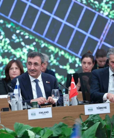 cumhurbaskani-yardimcisi-yilmaz-yenilenebilir-enerjinin-kurulu-guc-icindeki-payini-yuzde-60a-cikardik-7XS2jQJT.jpg