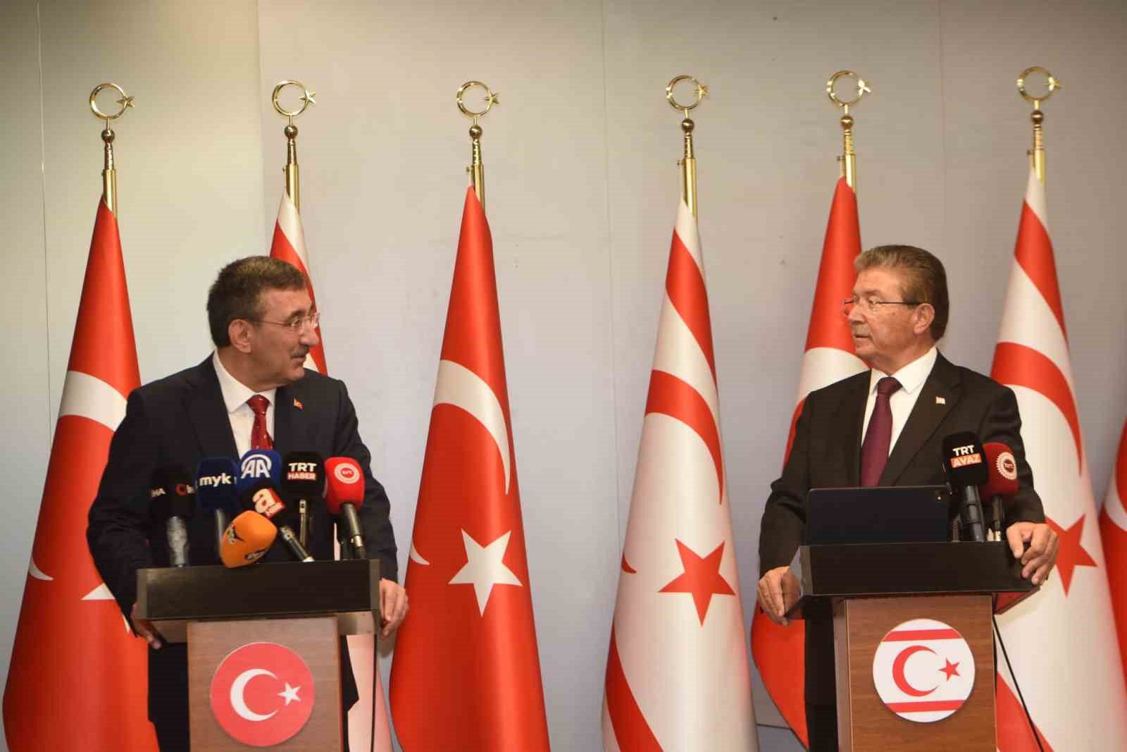 Cumhurbaşkanı Yardımcısı Yılmaz’dan AP’ye tepki: "Avrupa Parlamentosu Rum kesiminin propagandasına alet edilmiştir" 4 cumhurbaskani yardimcisi yilmazdan apye tepki avrupa parlamentosu rum kesiminin propagandasina alet edilmistir 0 ybSWID2O