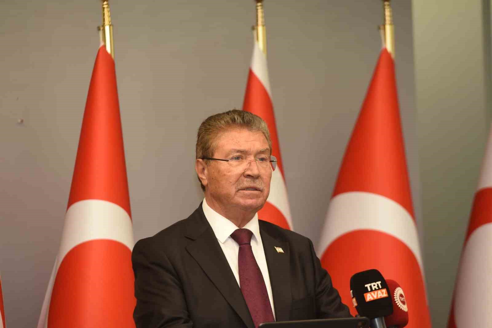 Cumhurbaşkanı Yardımcısı Yılmaz’dan AP’ye tepki: "Avrupa Parlamentosu Rum kesiminin propagandasına alet edilmiştir" 5 cumhurbaskani yardimcisi yilmazdan apye tepki avrupa parlamentosu rum kesiminin propagandasina alet edilmistir 1 lQkKbWHm