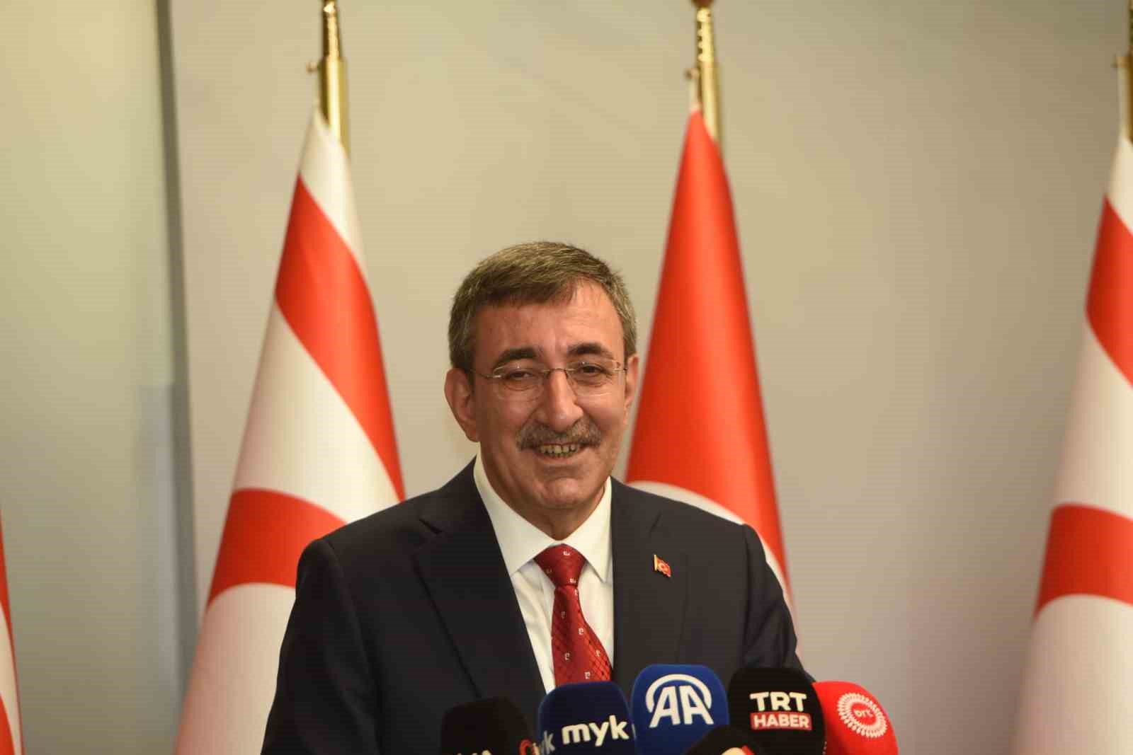 Cumhurbaşkanı Yardımcısı Yılmaz’dan AP’ye tepki: "Avrupa Parlamentosu Rum kesiminin propagandasına alet edilmiştir" 6 cumhurbaskani yardimcisi yilmazdan apye tepki avrupa parlamentosu rum kesiminin propagandasina alet edilmistir 2 JG7fXQlp