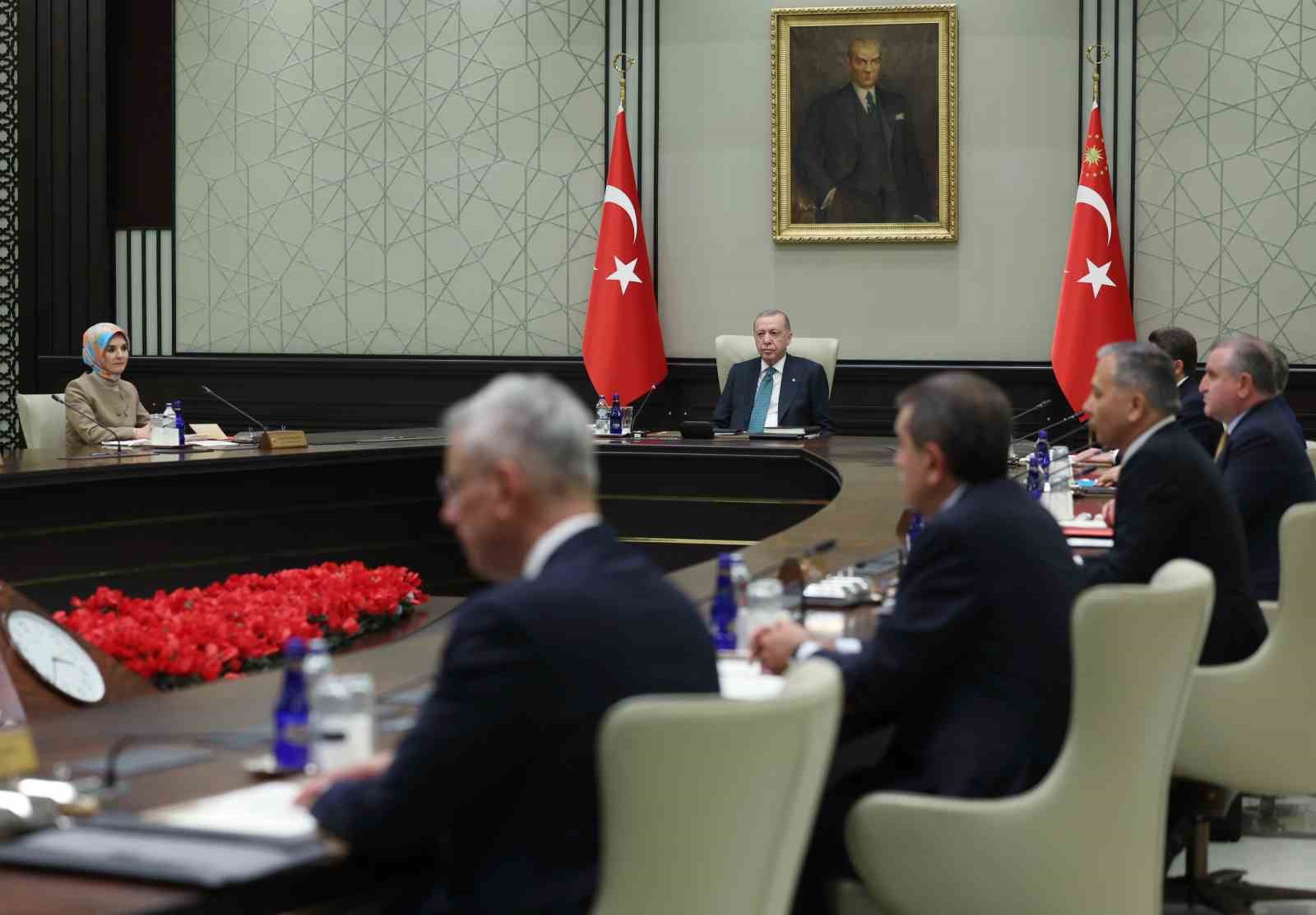 Cumhurbaşkanlığı Kabinesi, Cumhurbaşkanı Recep Tayyip Erdoğan başkanlığında Beştepe’de toplandı. 9 cumhurbaskanligi kabinesi cumhurbaskani recep tayyip erdogan baskanliginda bestepede toplandi 5 HHwizJVk