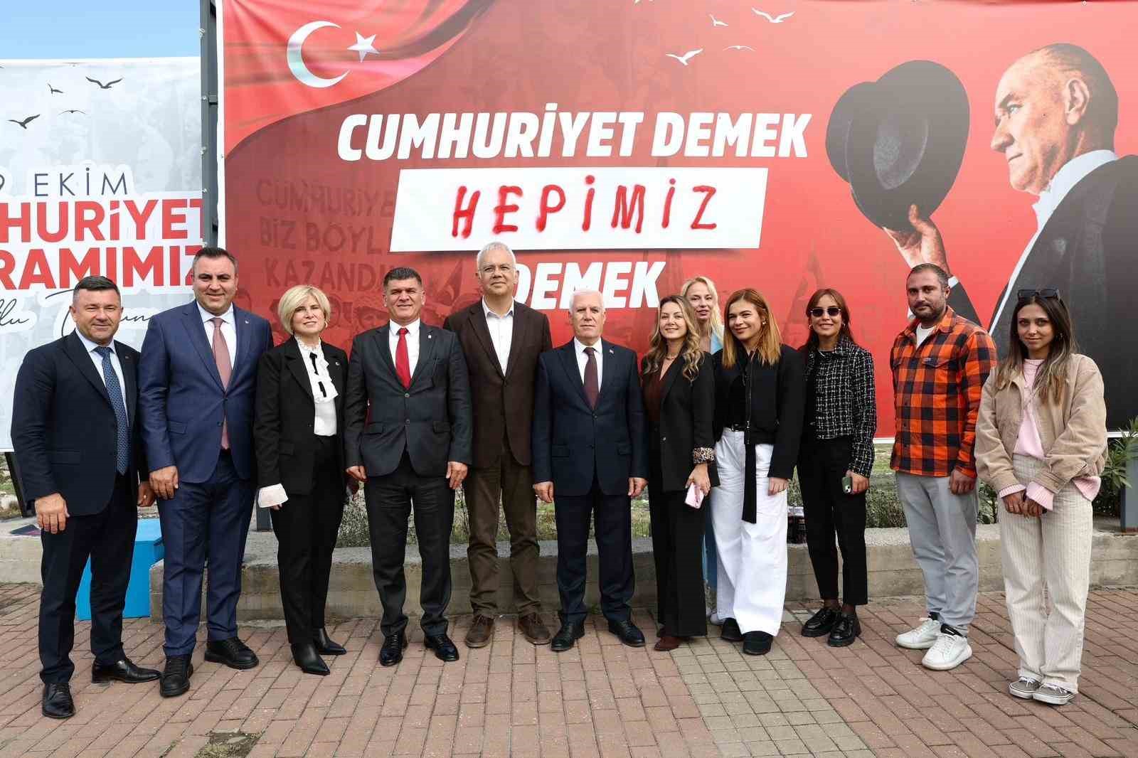 cumhuriyet demek kampanyasi buyuk ilgi gordu 2 McbZdzmD