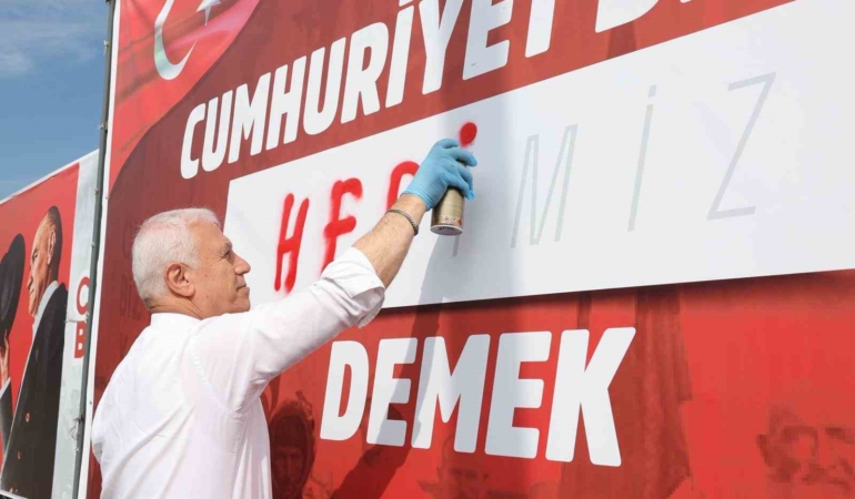 cumhuriyet-demek-kampanyasi-buyuk-ilgi-gordu-IXXIfAGn.jpg