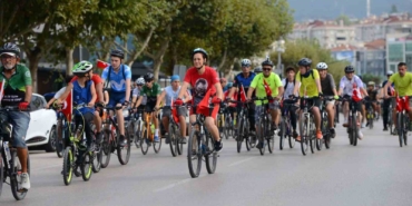 cumhuriyet-isigi-yine-niluferden-yukselecek-d2v4f83l.jpg