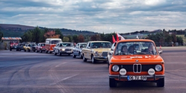 cumhuriyet-rallisinde-kazanan-dostluk-oldu-ZsMaYfqk.jpg