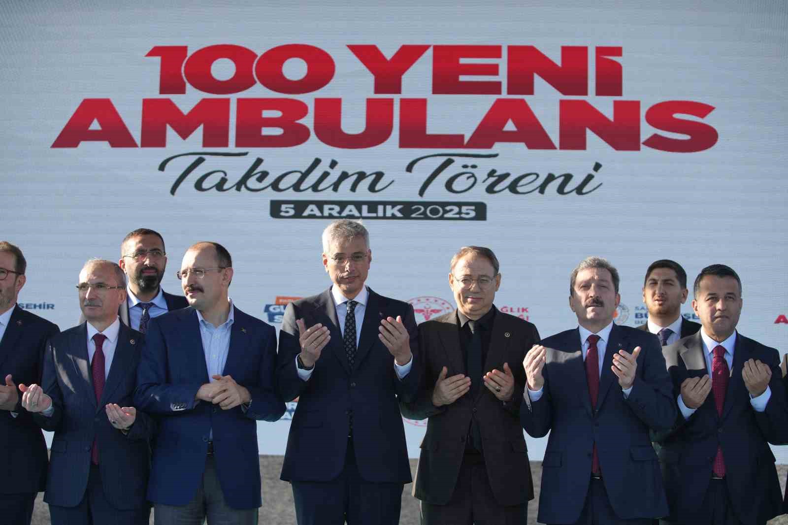 Cumhuriyet tarihinde ilk: SBB’nin aldığı 100 ambulans sağlık filosuna katıldı 4 cumhuriyet tarihinde ilk sbbnin aldigi 100 ambulans saglik filosuna katildi 0