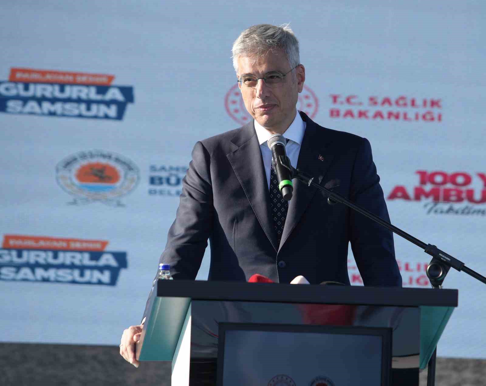 Cumhuriyet tarihinde ilk: SBB’nin aldığı 100 ambulans sağlık filosuna katıldı 9 cumhuriyet tarihinde ilk sbbnin aldigi 100 ambulans saglik filosuna katildi 5 VsbV2H8A