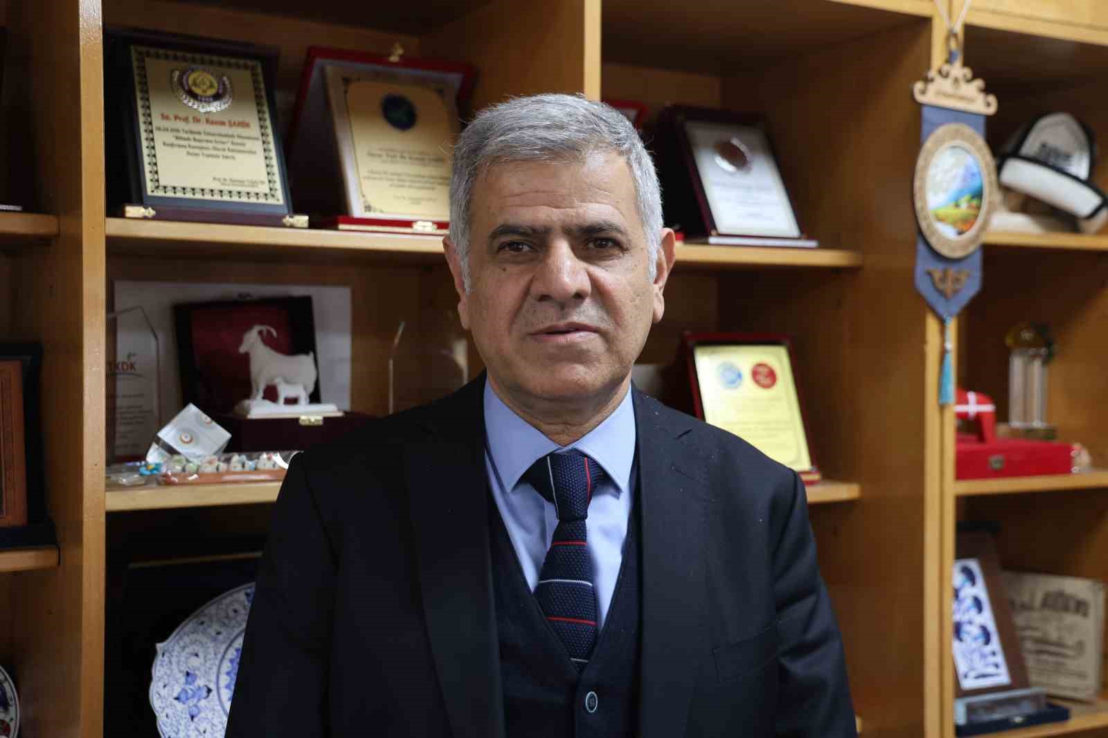 cumhuriyet tarihinin ilk fakultesine ait hastanede bir yilda 9 bin 600 hayvan sifa buldu JH2kpJZp