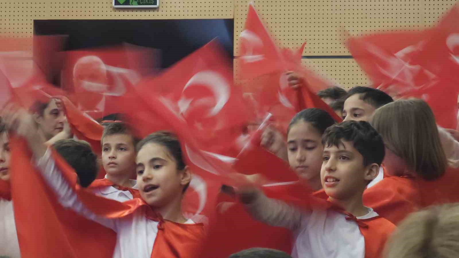cumhuriyetin ilk vilayetinde 23 nisan coskusu yasandi 5 WTym34Mh