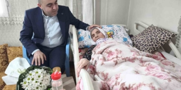 cumhuriyetin-tanigi-113-yasindaki-cemile-ninenin-kadinlar-gunu-kutlandi-alhJXt1S.jpg