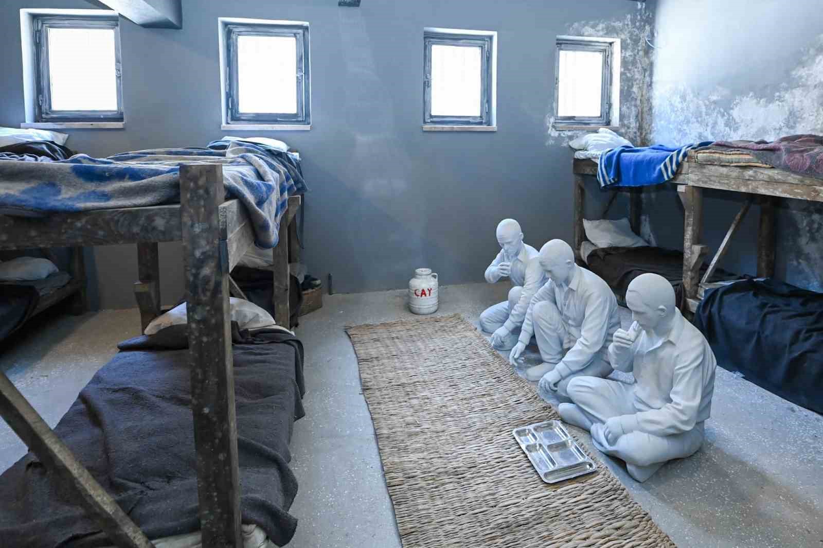 Cunta rejimin karanlık yüzü Diyarbakır Cezaevi, kültür ve sanat adası oluyor 6 cunta rejimin karanlik yuzu diyarbakir cezaevi kultur ve sanat adasi oluyor 2 g7k37zZf