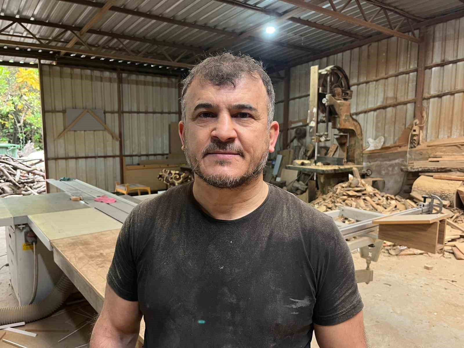 curumus zeytin agaclarini sanat eserine donusturuyor 13 1sD6hnmW