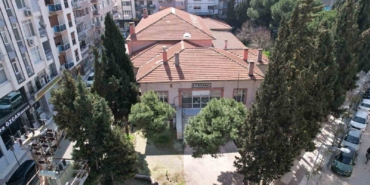 cuval-parasiyla-kurulan-miras-kitap-ve-sanatla-yasayacak-4vXeEBpv.jpg