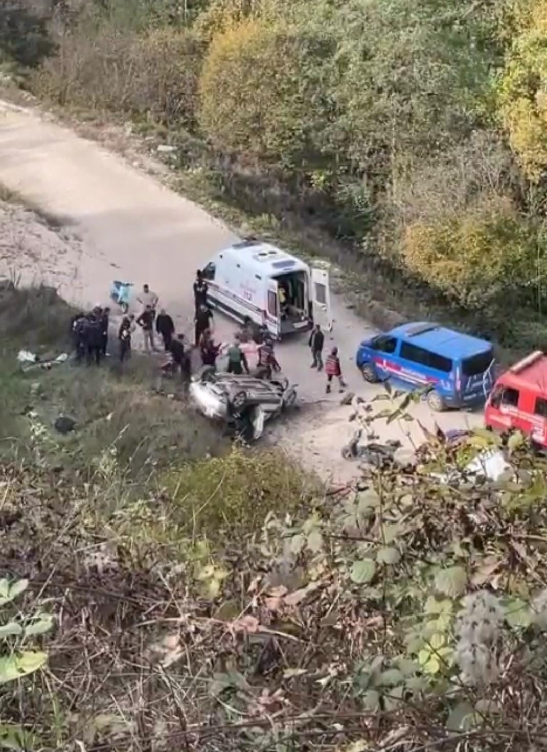 d 140ta feci kaza arac sarampole uctu 1 olu 3 yarali 2 WLGQ9e3D