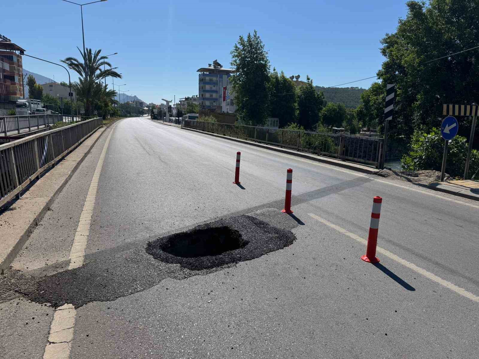 d 400 karayolunda koprude kismi gocuk yol trafige kapatildi 2 alcCfHUZ