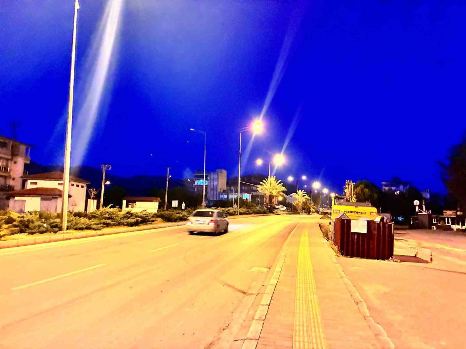 d 400 karayolundaki hasar onarildi yol trafige acildi 0 9nJY1AQ6