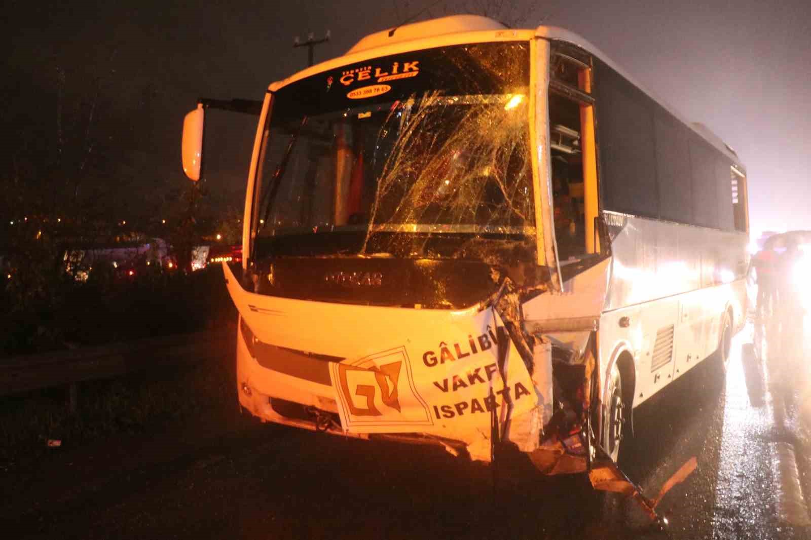 D-650 kara yolunda zincirleme kaza: 12 yaralı 7 d 650 kara yolunda zincirleme kaza 12 yarali 3 Y3IOe3cz