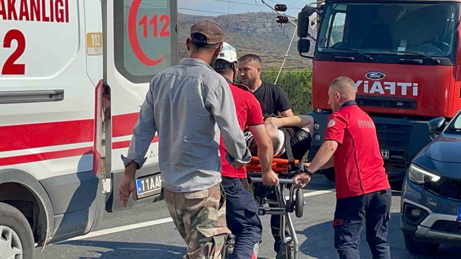 d 650de iki otomobil carpisti 1i bebek 7 yarali 1 E5jtvHes