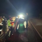 d100de-hafif-ticari-arac-devrildi-surucusu-kayiplara-karisti-tEZKBp7N.jpg