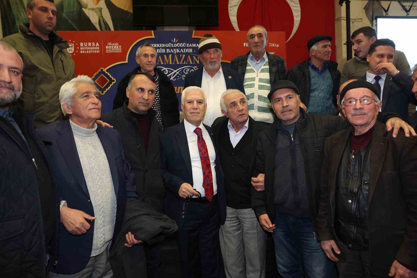 dag yoresinin hamisi mustafa bozbeydir 5 F5K4Al6u