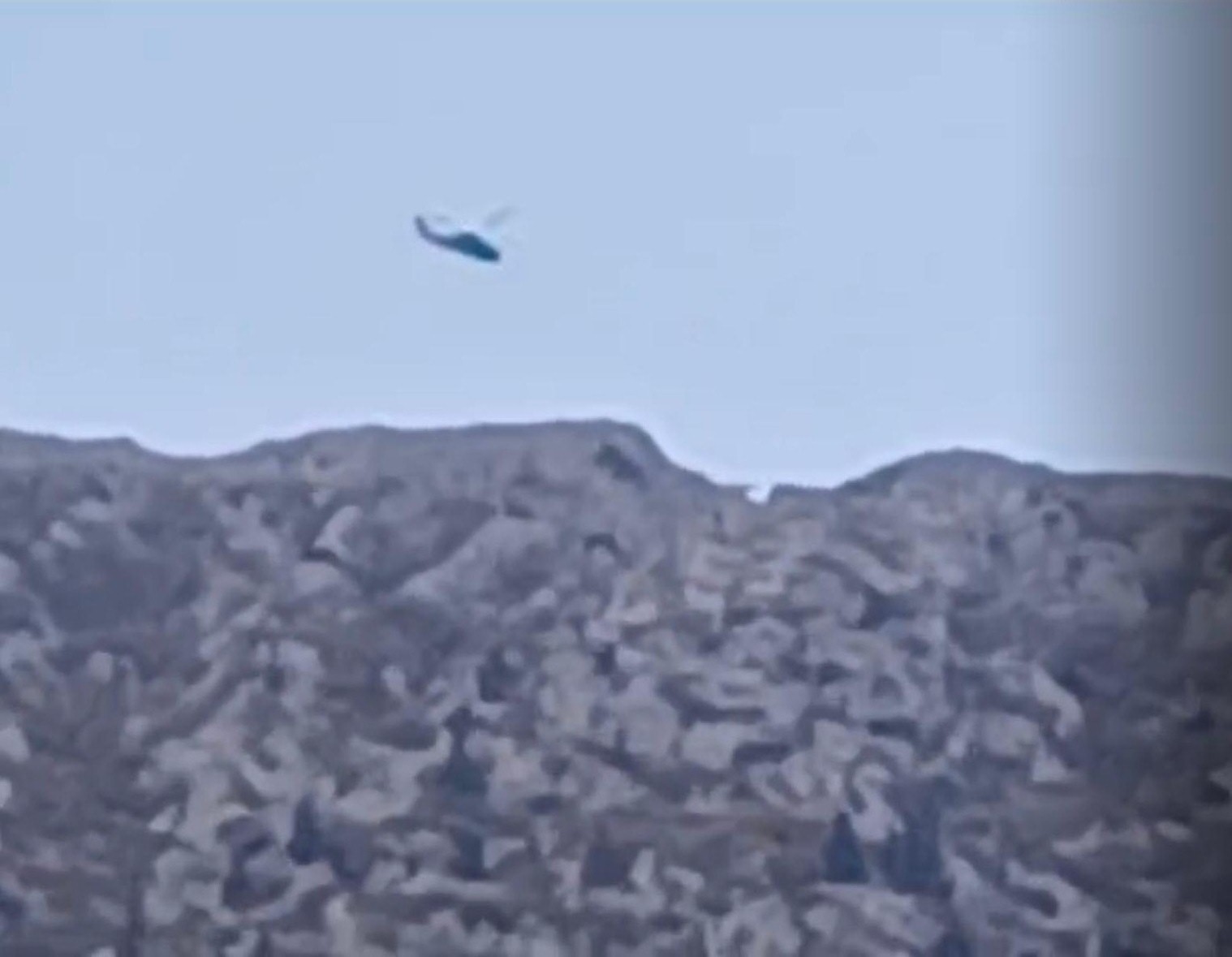 Dağda mahsur kalan 2 kişi askeri helikopterle kurtarıldı 5 dagda mahsur kalan 2 kisi askeri helikopterle kurtarildi 1 NMpDetVA
