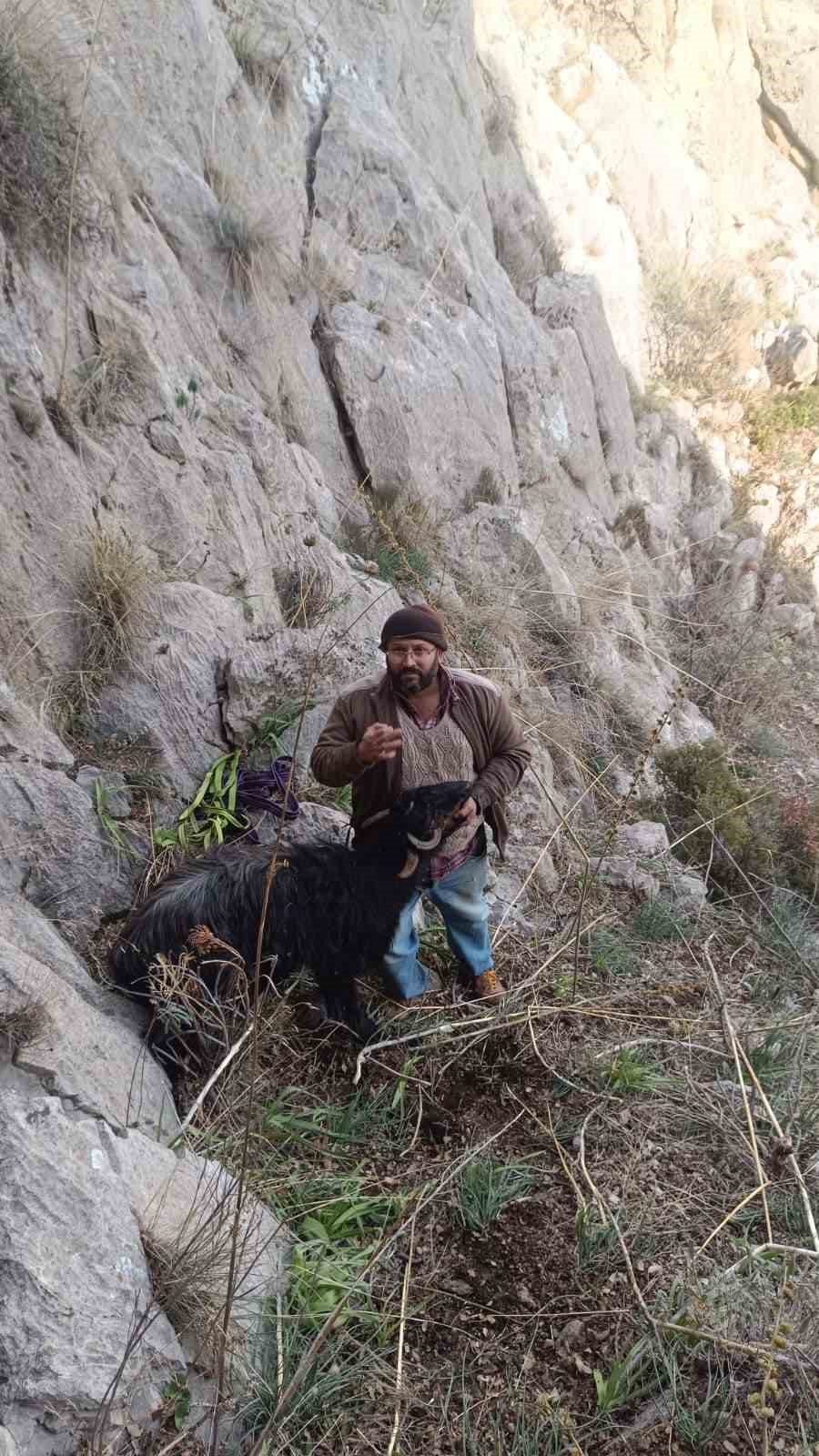 dagda mahsur kalan keci ekipler tarafindan kurtarildi 2 m56r6WMM