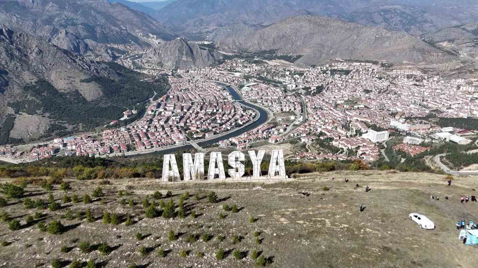 dagin zirvesine yazildi hollywood degil amasya 0 44SsLR2l