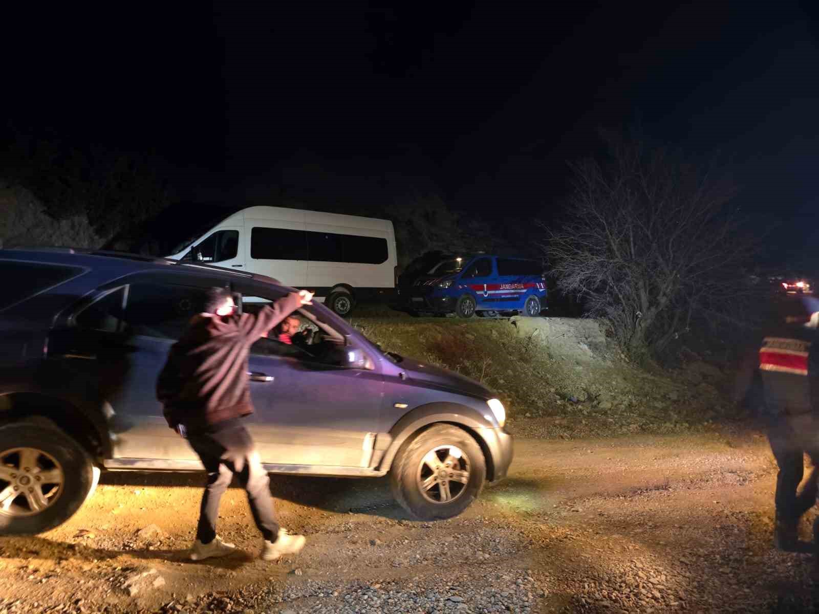 Dağlık alanda kaybolan 12 yaşındaki çocuk akıllı saati sayesinde annesine ulaşıp kurtarıldı 5 daglik alanda kaybolan 12 yasindaki cocuk akilli saati sayesinde annesine ulasip kurtarildi 1 KOHlfS6G