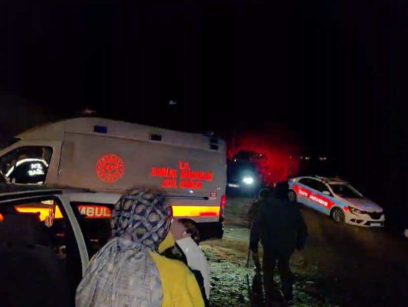 Dağlık alanda kaybolan 12 yaşındaki çocuk akıllı saati sayesinde annesine ulaşıp kurtarıldı 6 daglik alanda kaybolan 12 yasindaki cocuk akilli saati sayesinde annesine ulasip kurtarildi 2 O1HEmXcg