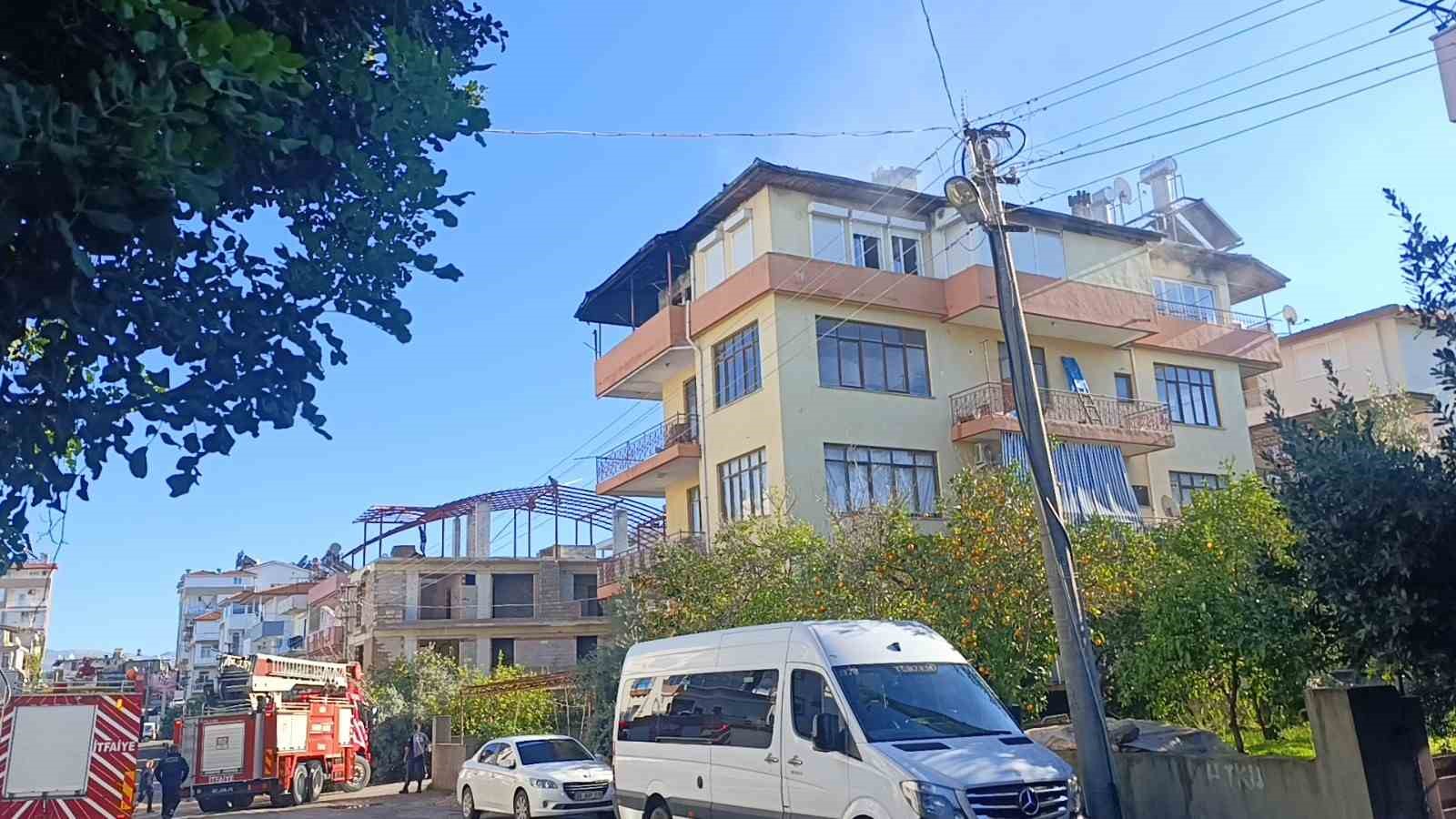 daha once alevlerin arasindan kurtarilan 3 cocugun ayni evde ikinci yangin kabusu 3