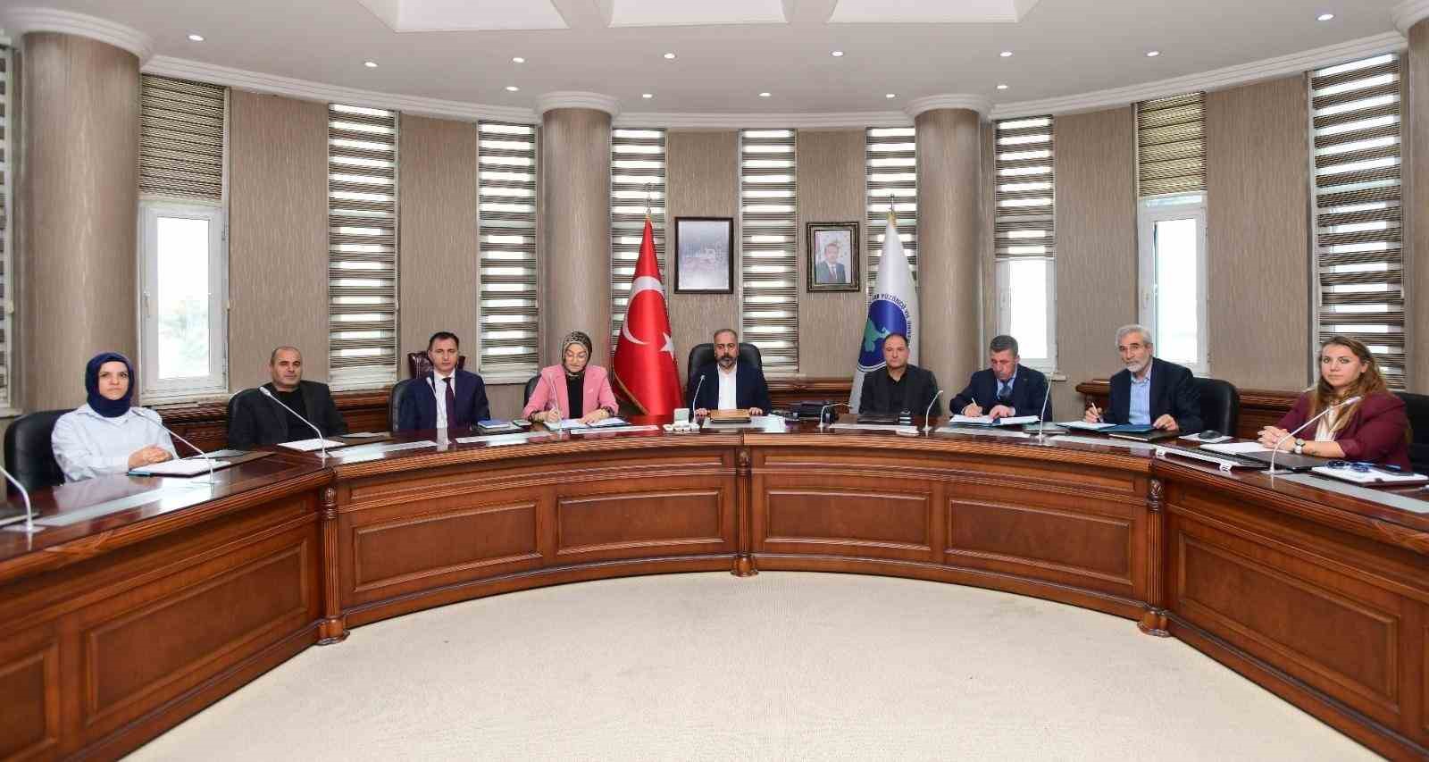 DAKAF’26 için hazırlıklar başladı: Doğu Anadolu’nun kariyer rotası Van’da çiziliyor 6 dakaf26 icin hazirliklar basladi dogu anadolunun kariyer rotasi vanda ciziliyor 2 2MGqZyeb