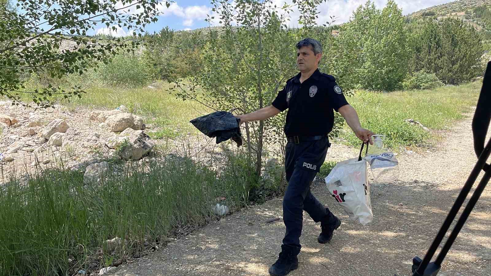 dalgic polislerden cevreye ornek davranis 5 WciqAGSd