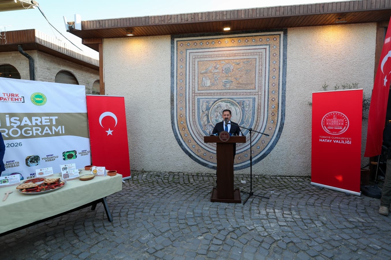 Damak çatlatan tepsi kebabıyla birlikte yöreye özgü 7 lezzet tescillendi 7 damak catlatan tepsi kebabiyla birlikte yoreye ozgu 7 lezzet tescillendi 3 pG73YLCS