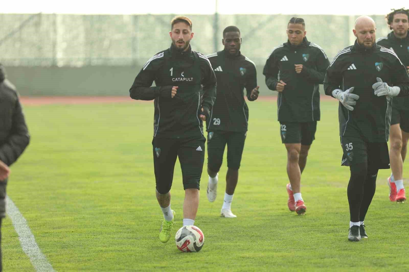 daniel agyei 2 haneli sayilara ulasmak istiyorum 6