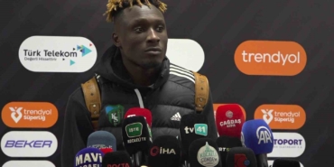daniel-agyei-zor-bir-macti-sanssizdik-xwZh1W4t.jpg