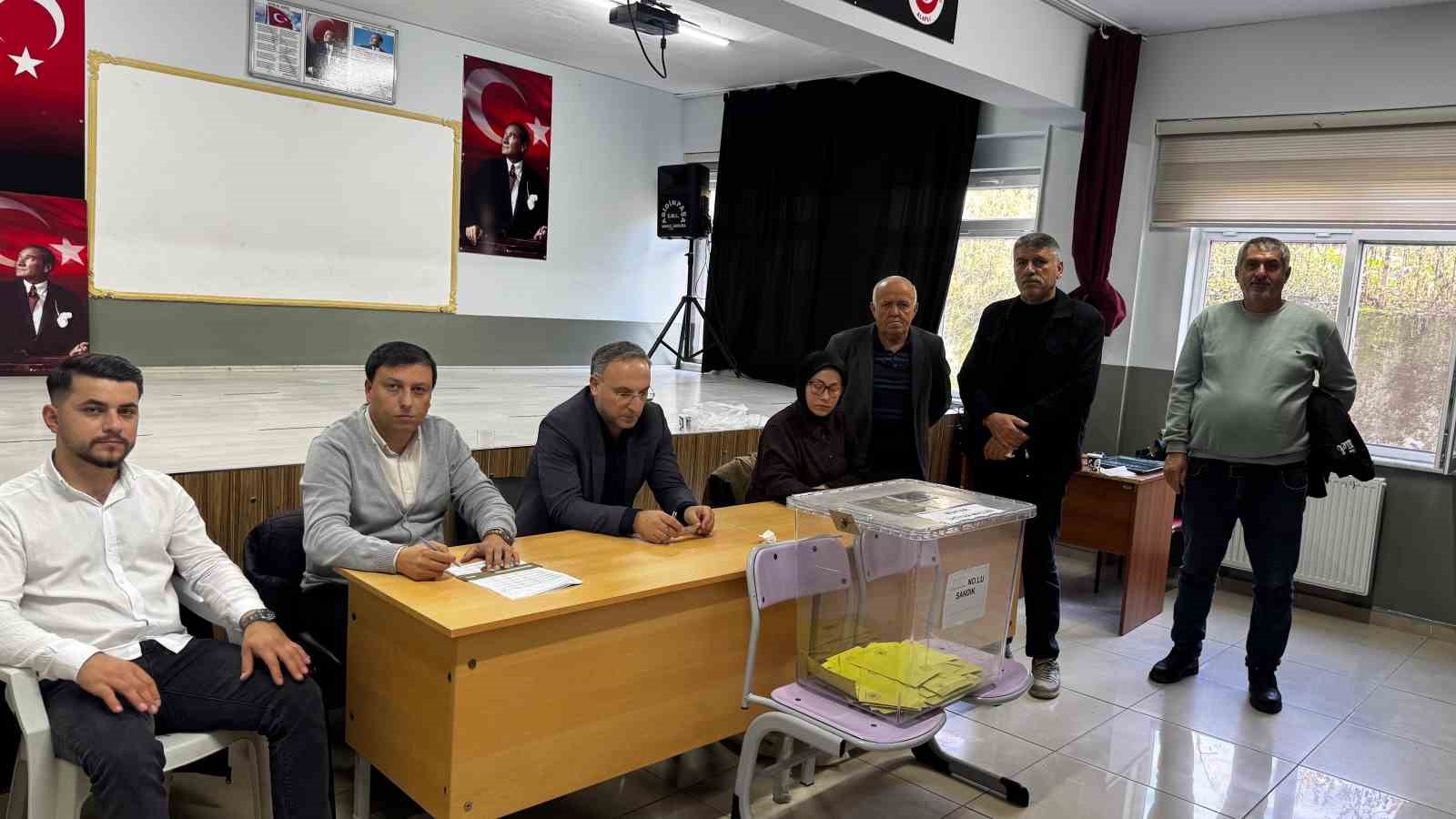 danistay baskani zeki yigitin koyu sandik basina gitti 5 qBknynWR