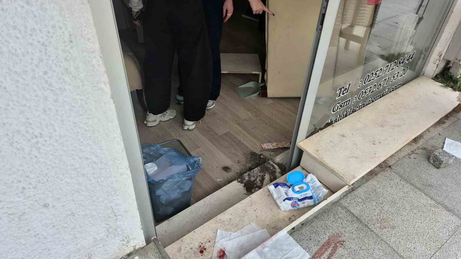 Datça’da Haluk Laçin’e yönelik silahlı saldırıyla ilgili 2 kişi gözaltına alındı 5 datcada haluk lacine yonelik silahli saldiriyla ilgili 2 kisi gozaltina alindi 1 qcQ5a7Qe