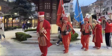 davetli-olduklari-iftara-mehter-takimi-ile-gittiler-bvSPgKvO.jpg