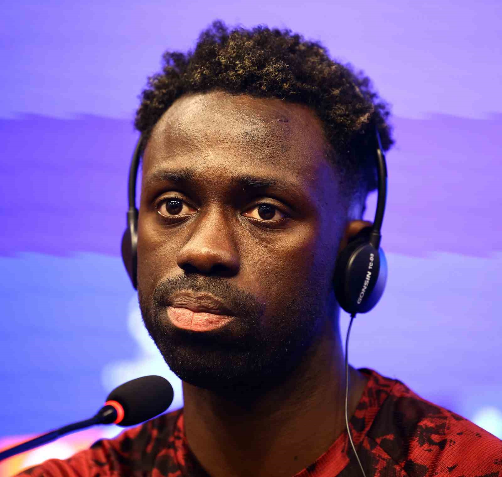 davinson sanchez liverpool macina odaklandik 1 YhAMijwR