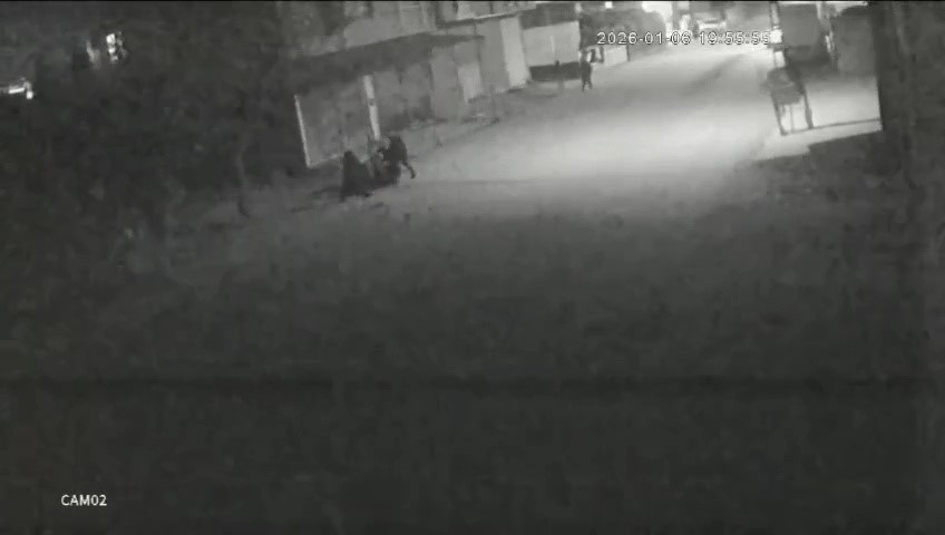 dayak yiyen yegenini kurtarmak isteyen kadin darp edildi 3 FshVOcUR