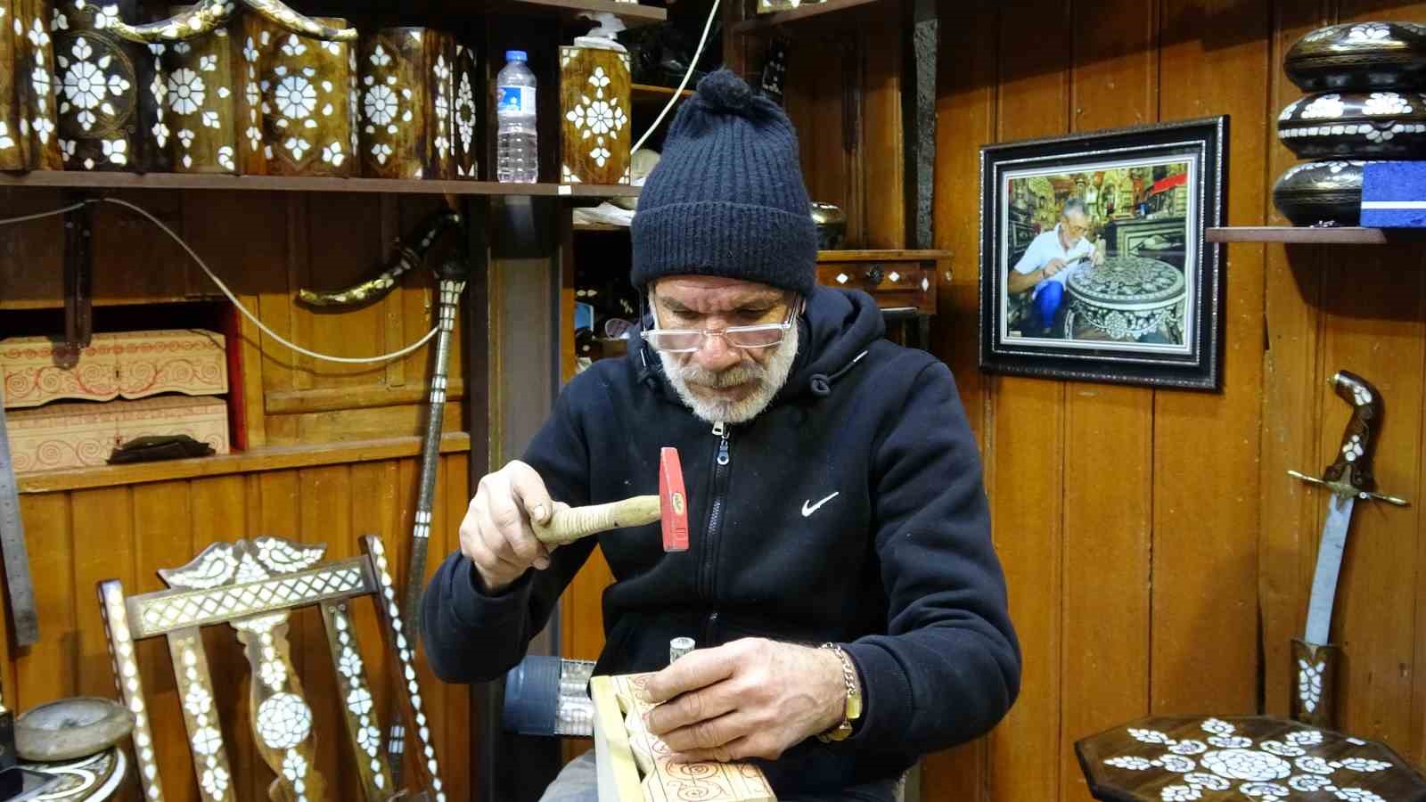 dayisindan ogrendigi padisah meslegini 44 yildir surduruyor 3 FPlInwZN