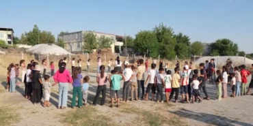 dbbden-yerinde-kultur-sanat-etkinligi-gezici-muzik-atolyesi-jMYxvIef.jpg