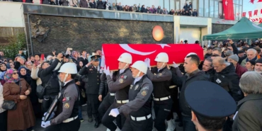 deas-operasyonunda-sehit-olan-polis-memuru-memleketinde-topraga-verildi-zEAcmjE1.jpg