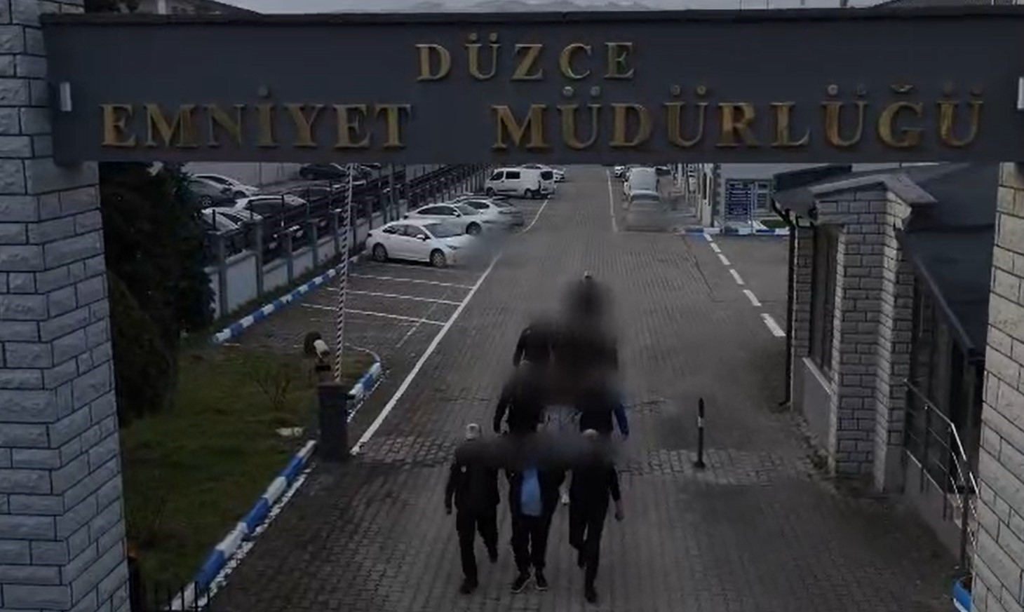 deas orgut uyesi 2 supheli tutuklandi 1 pL3hWfC7