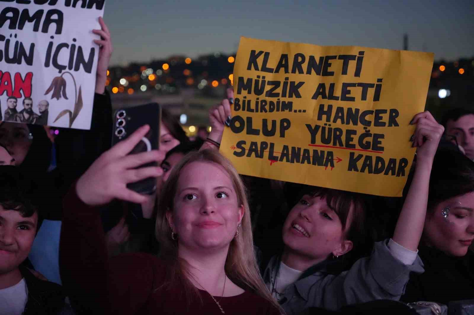 dedublumandan kocaelide duygu yuklu gece 7 gumZ9NhY