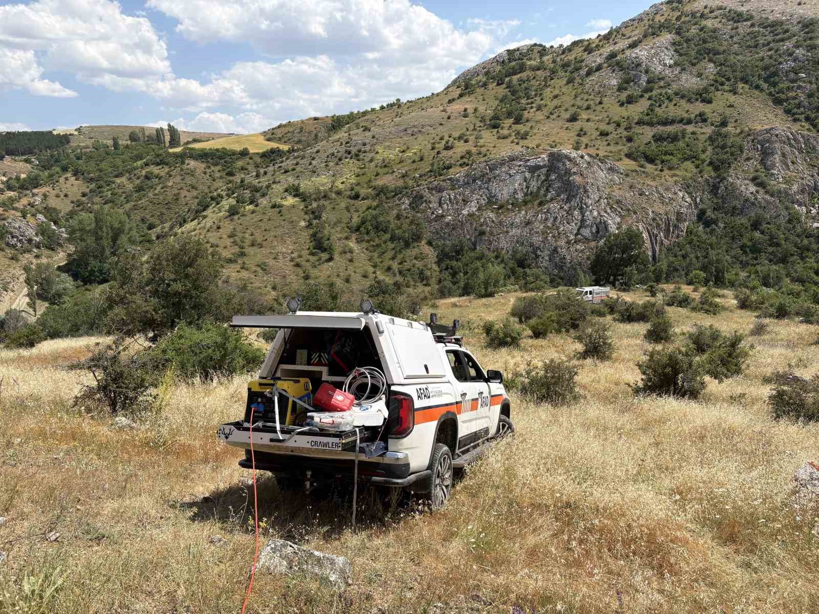 define aradigi magarada sikisti ekipler kurtarmak icin zamanla yarisiyor 4 CVJuktkZ