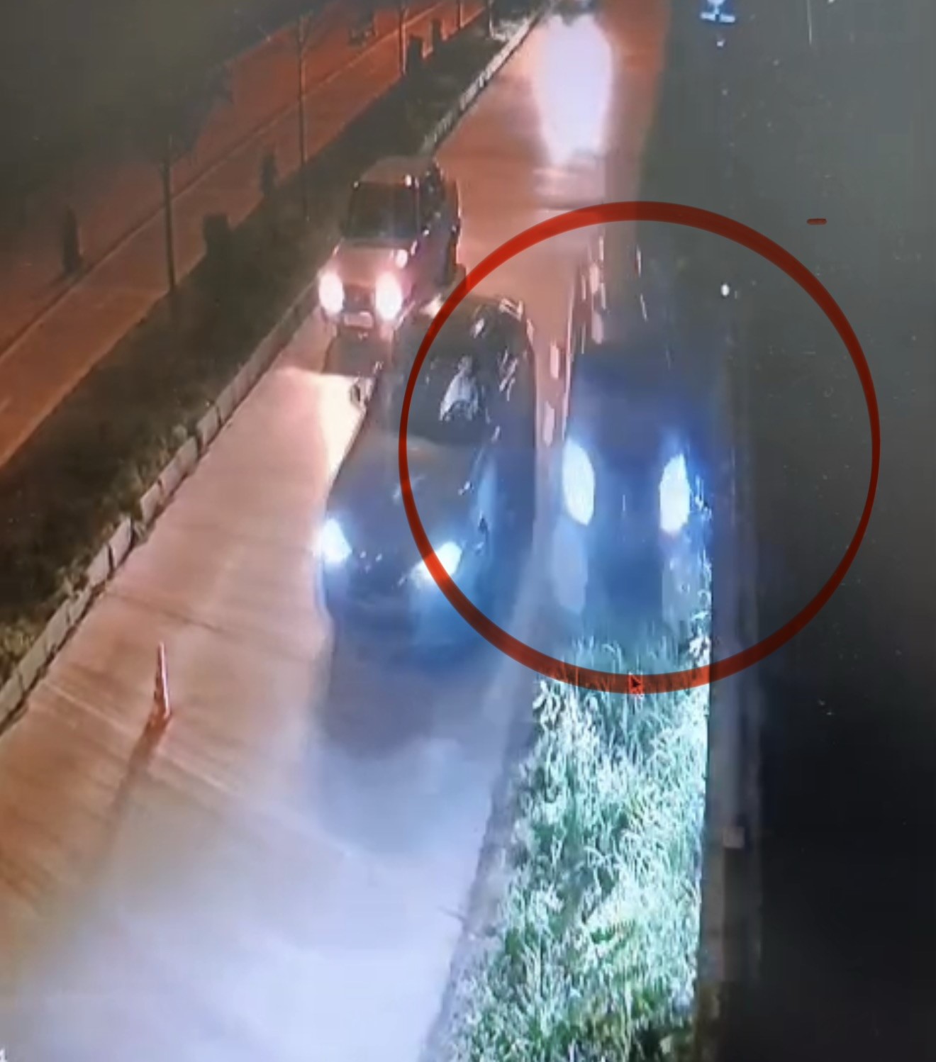 dehset sacan aracin polise carpma ani kameraya yansidi 2 VGvh7kLZ