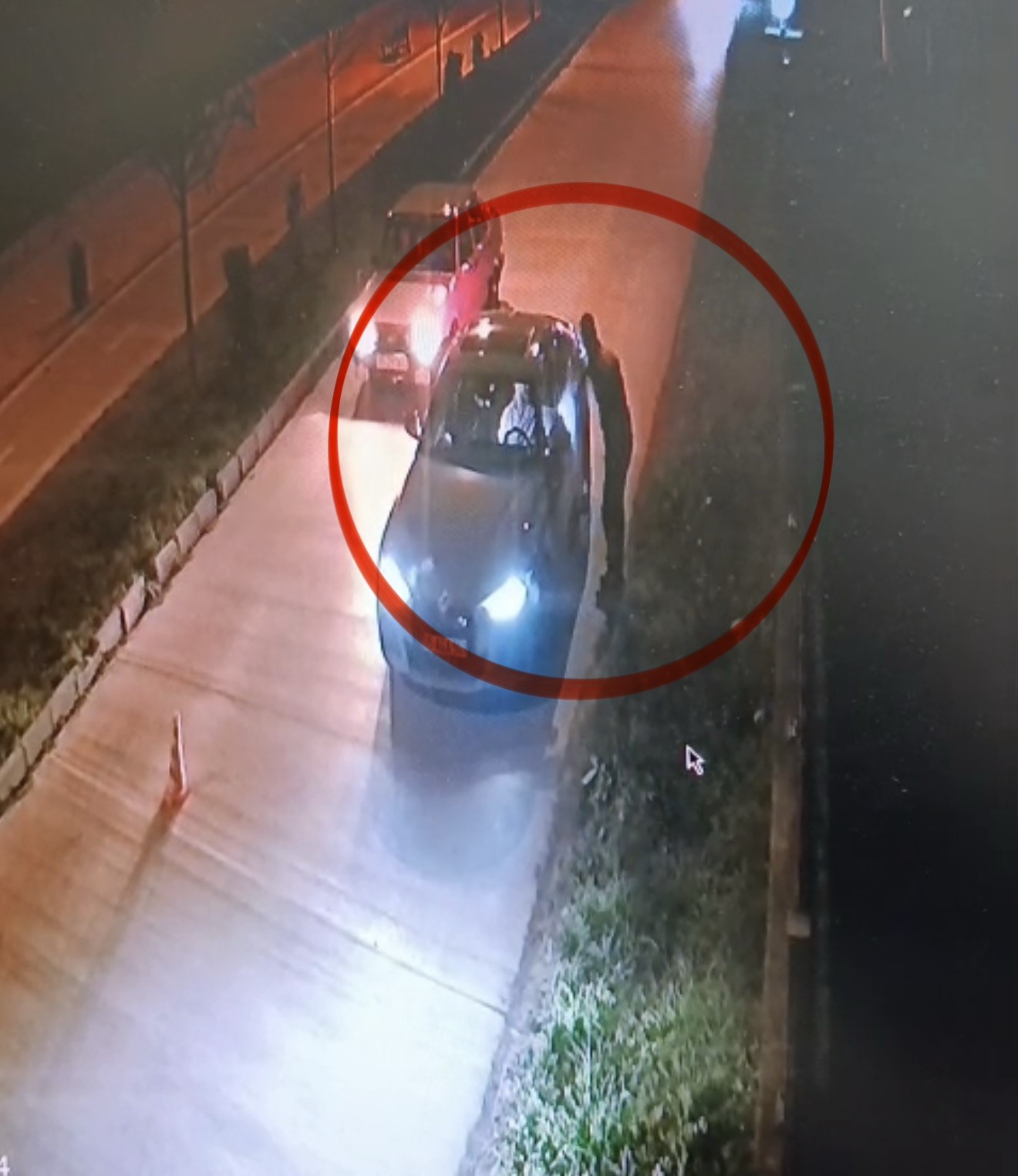 dehset sacan aracin polise carpma ani kameraya yansidi 4 6mHsRlkE