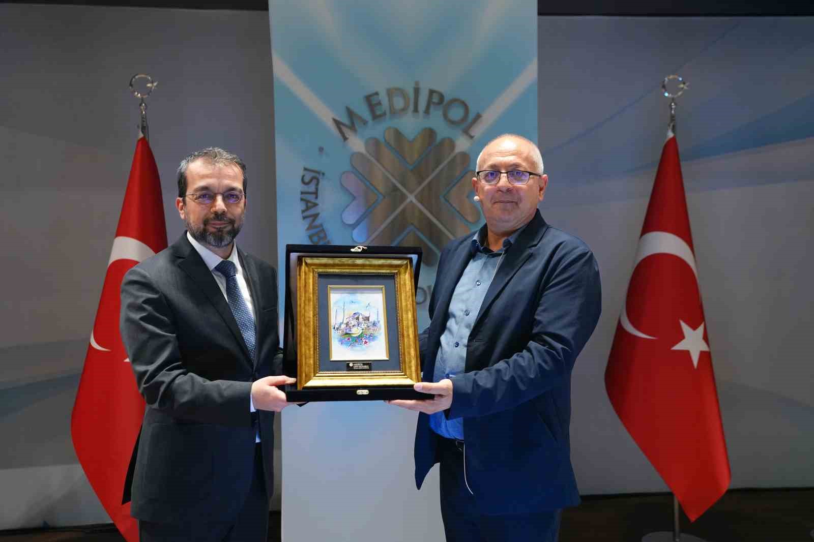 dekolonizasyon ve yeni bir dunya ihtiyaci medipolde masaya yatirildi 0