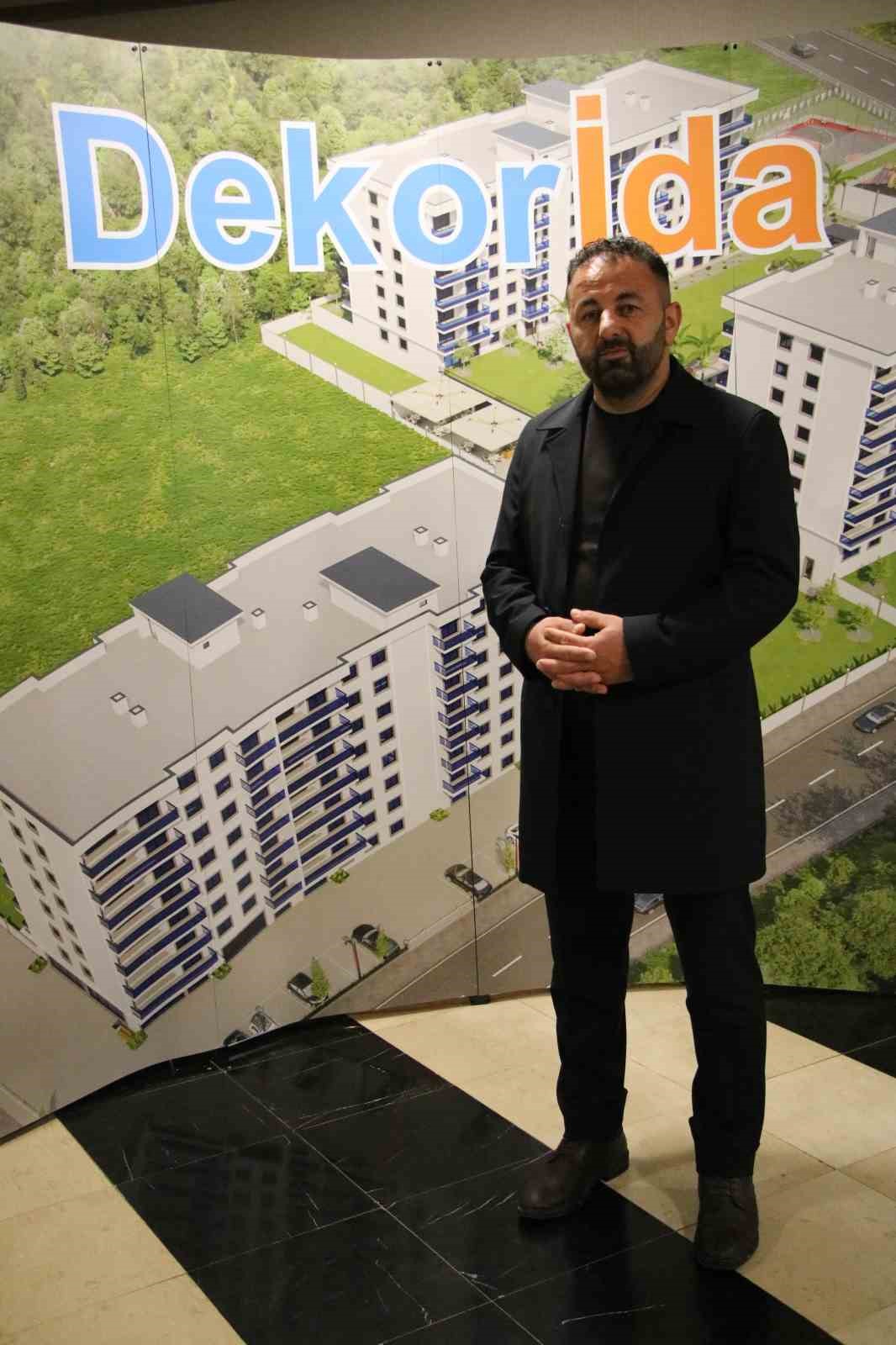dekorida yeni vizyonunu canakkalede bin kisilik lansmanla tanitti 13 BKTI13pA